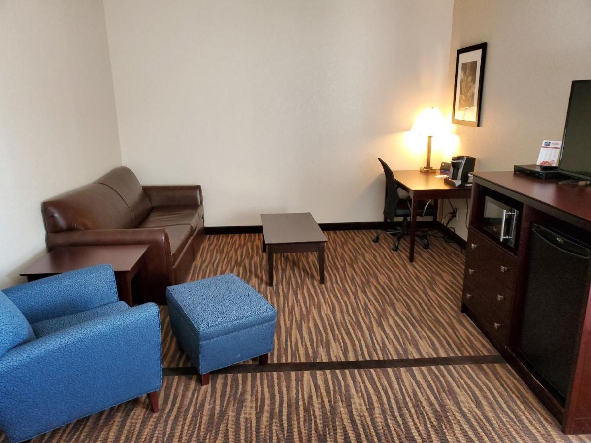 Cobblestone Inn & Suites Maryville Екстер'єр фото